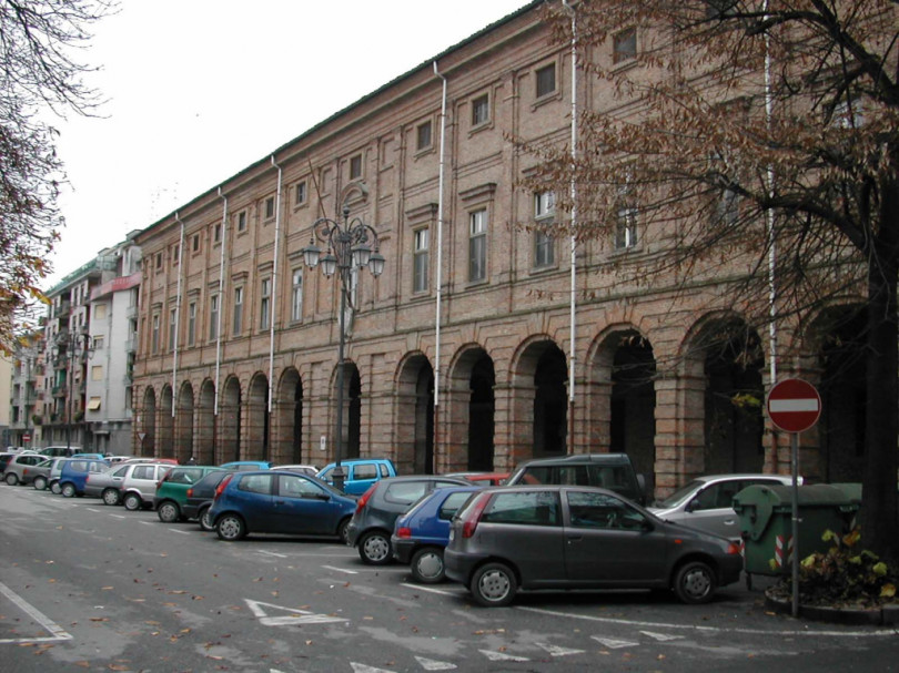 Agorà CDR: la piazza umanistica per... Civili Conversazioni